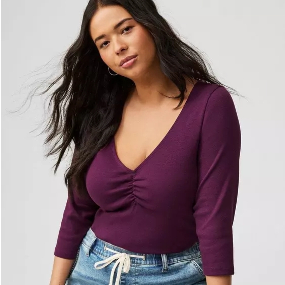 Women's Purple/Plum V-Neck Top Torrid SIZE 4 NWOT